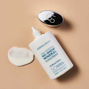 Cremă minerală invizibilă Colorescience Total Protection No-Show Mineral Sunscreen SPF50, 50 ml