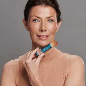 Pudră minerală iluminatoare Colorescience Sunforgettable® Bronze Sunscreen Brush-On SPF 50