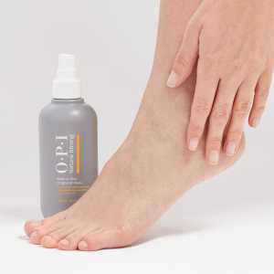 Tratament spray pentru inmuierea calusurilor OPI Nature Strong Soft & Gone Callus Softener, 250 ml